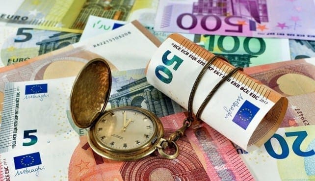 Háromszáz milliárd euró az nem semmi, főleg, ha magmánzsebből van