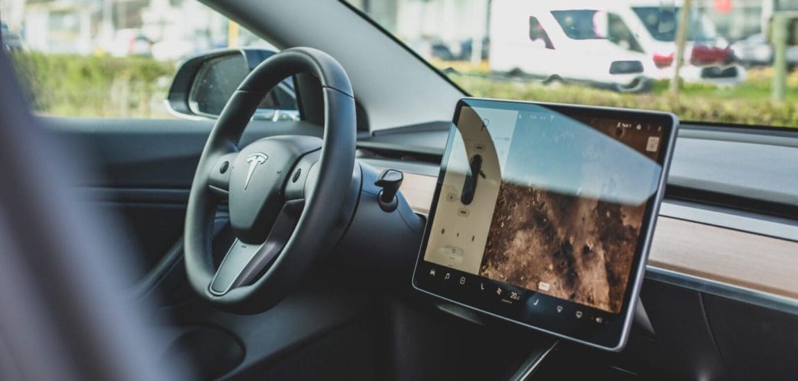 Megnyitotta második amerikai gyárát a Tesla