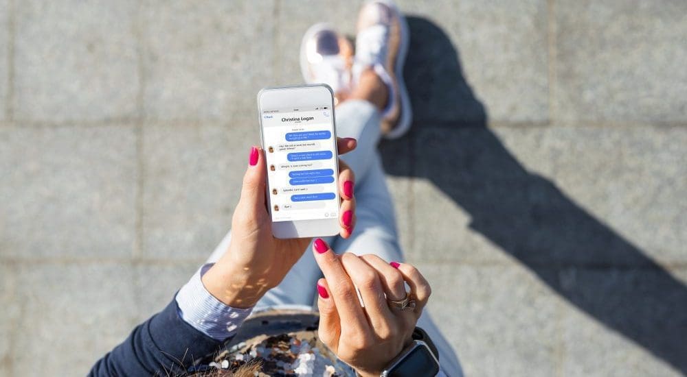A Facebook Magyarországon is elindítja digitális oktatási platformját