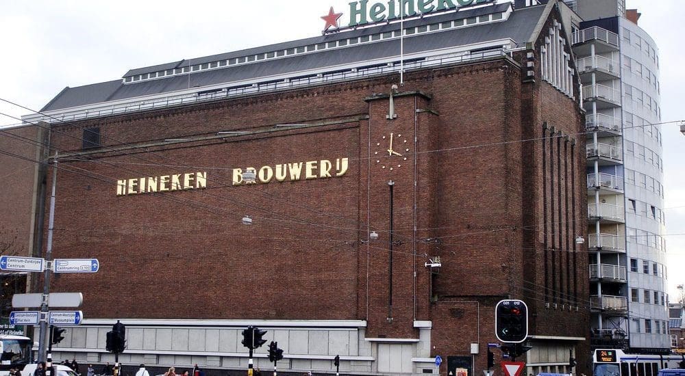 Kicsit  több sört iszunk halovány a javulás a Heinekennél