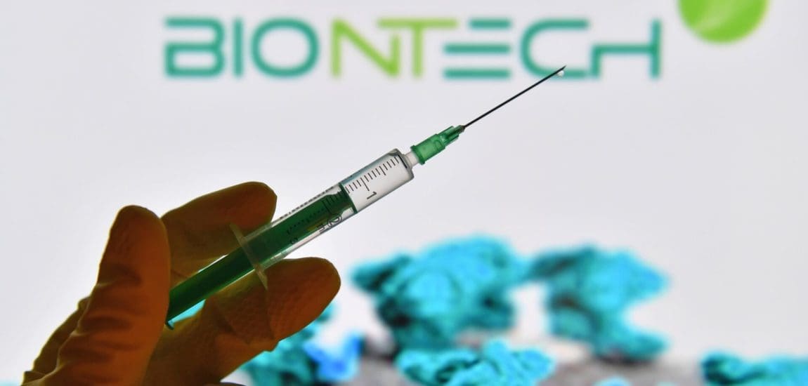 A Pfizer 90%-ban sikeres vakcinát fejlesztett, hasítanak a tőzsdék