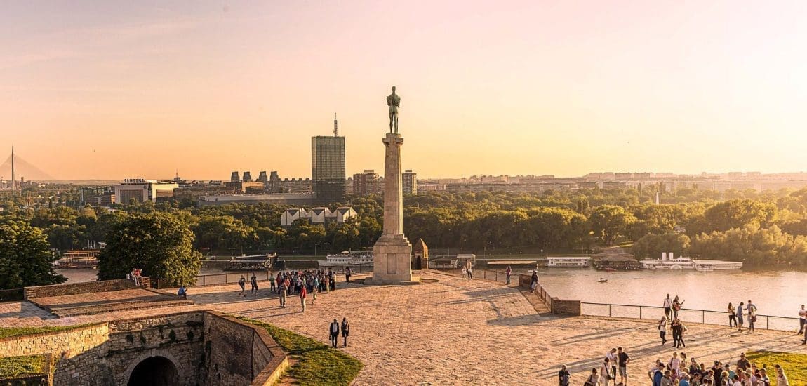 Derűsebb jövőt lát maga előtt a szerb gazdaság