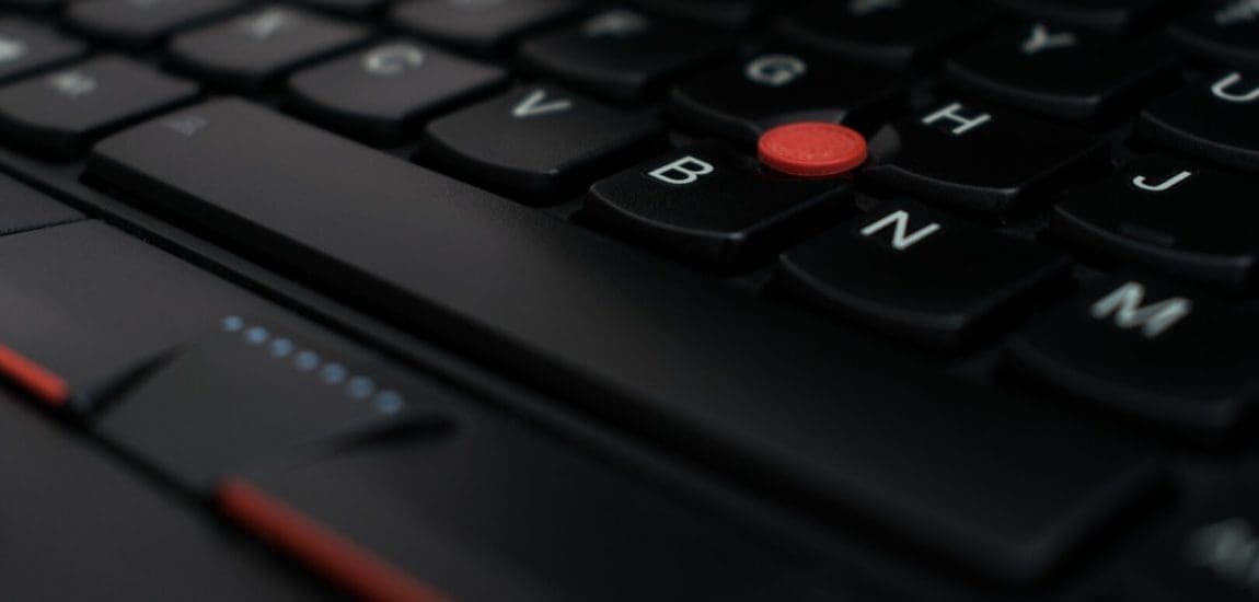 Irdatlan tempóban növekszik a Lenovo