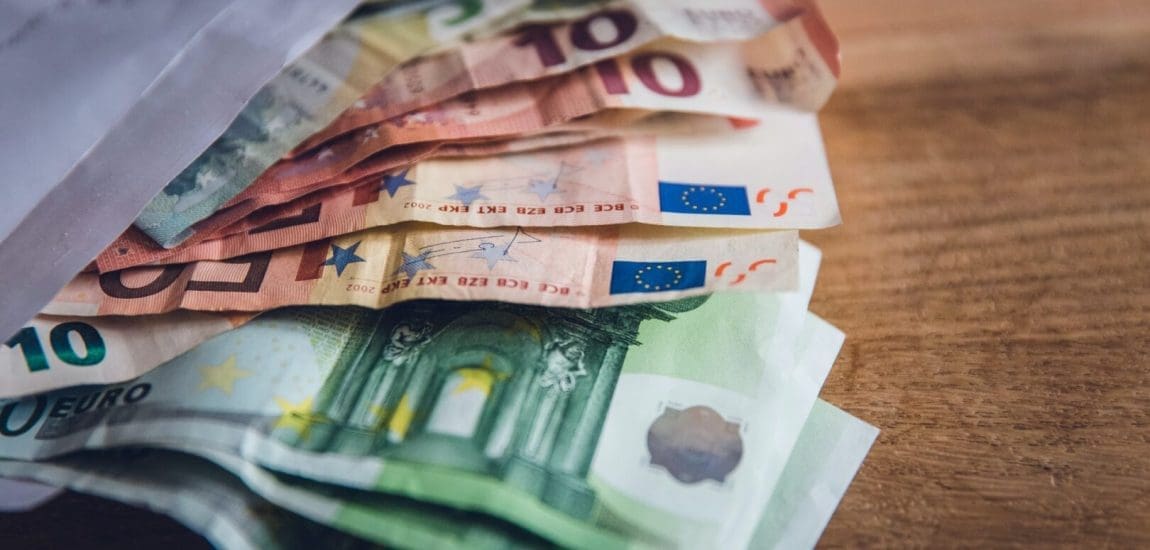 Uniós előírás segíti a vállalati korrupció visszaszorítását