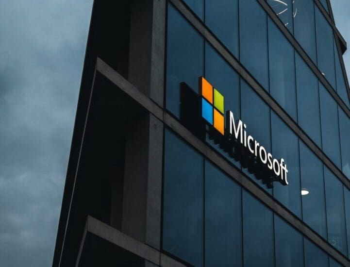 Microsoft 3 milliárd dollárt invesztál Indiába – beindul a buli