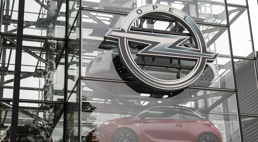 Két éven belül minden Opel modellből lesz elektromos is