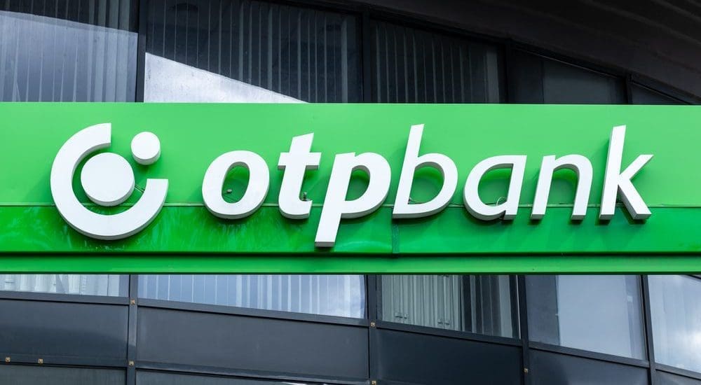 Soha nem látott magasságban az OTP – Reggel már 30 010 forinton járt az árfolyam