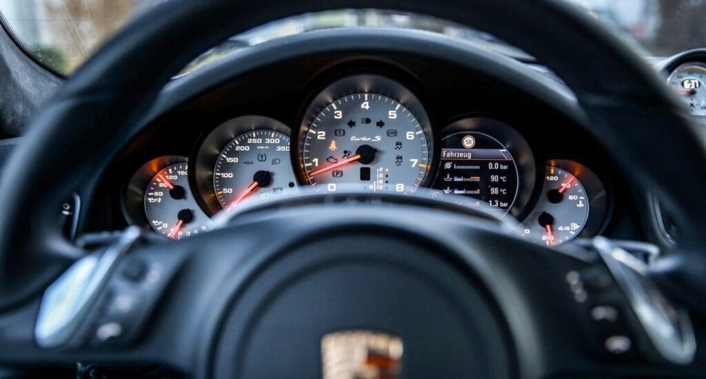 Frissült a szoftver, gyorsabb lett a Porsche