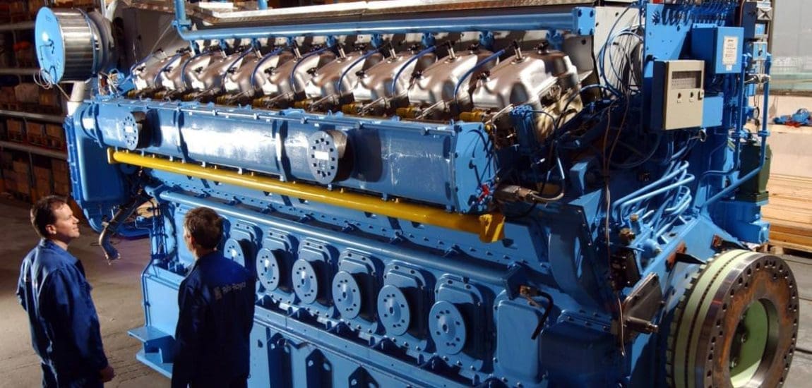 Trump is elégedett – A Rolls-Royce a tenger alatt bizniszel