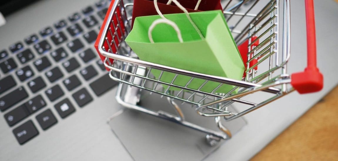 Pinterest részvényei összeomlottak: Miért zuhant 15%-ot, hiába a pozitív bevételek?