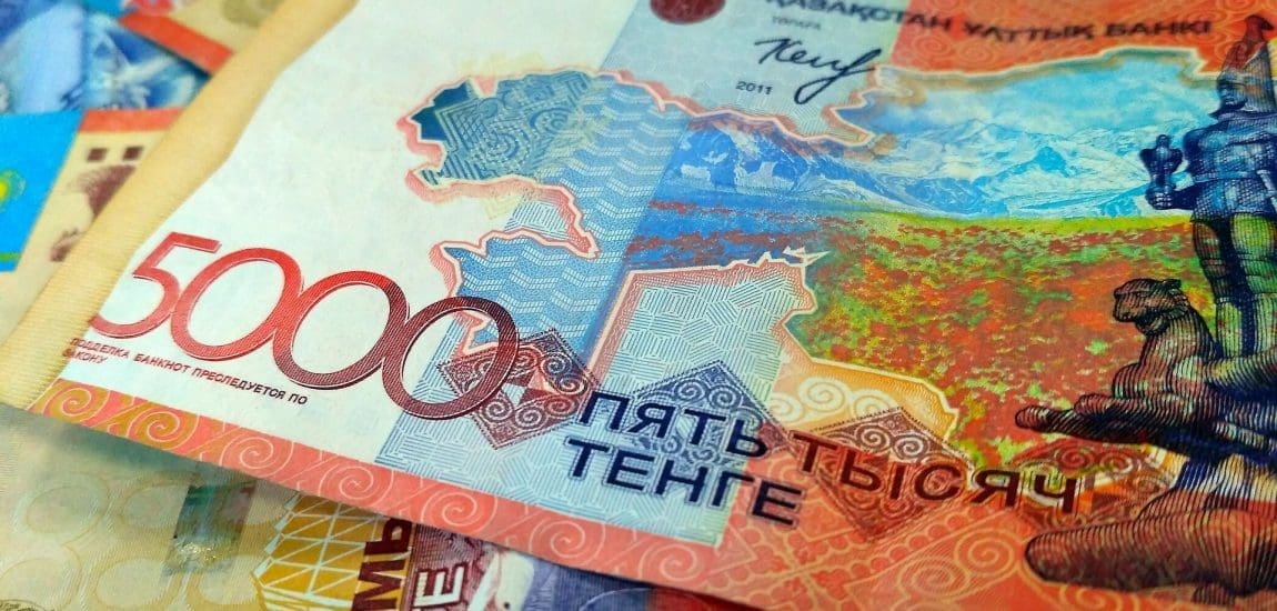 Intervenciót hajtott végre a kazah jegybank