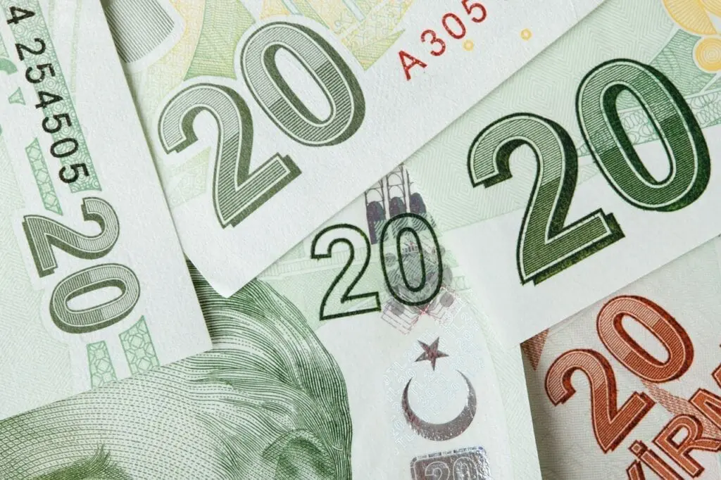 Törökországban az előző havi 8,9 százalék után decemberben 8,8 százalékra csökkent a munkanélküliségi ráta a török statisztikai hivatal (Türkiye Istatistik Kurumu - TÜIK) közlése szerint.
