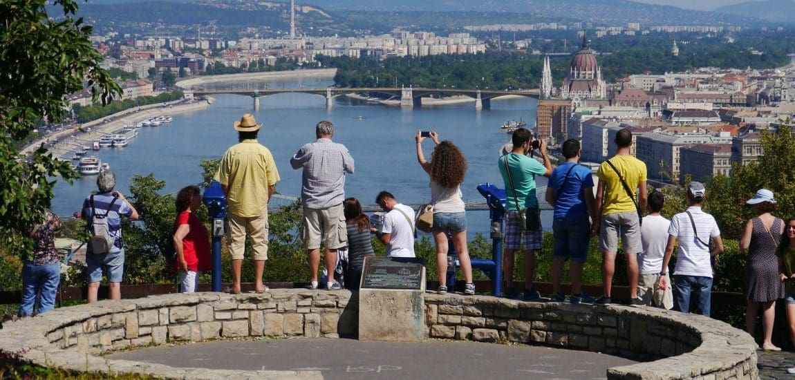 Májusban is padlón volt a turizmus