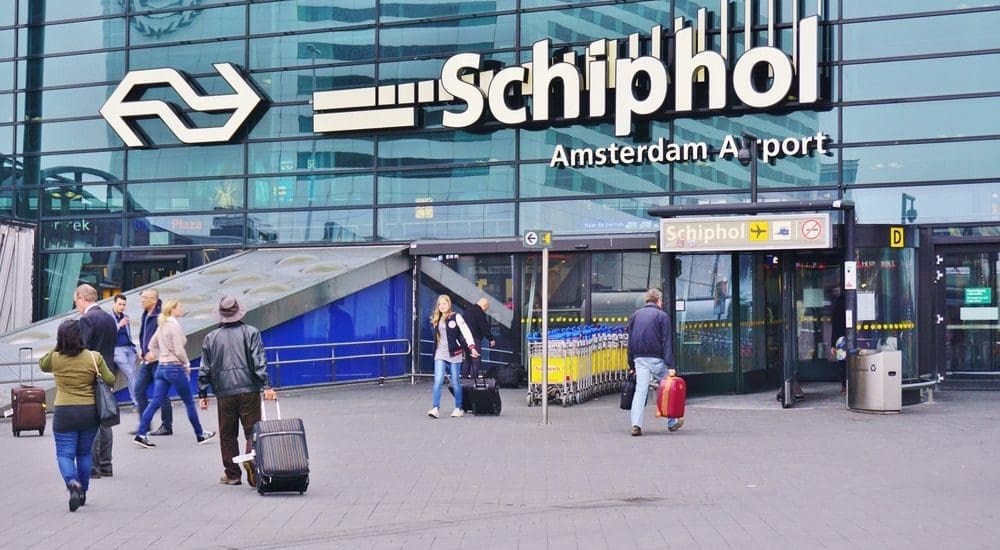 Nem lesz járatszám-csökkentés az amszterdami Schiphol repülőtéren