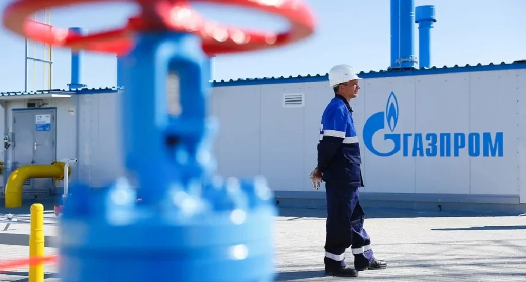 Zuhant a Gazprom fél éves nyeresége