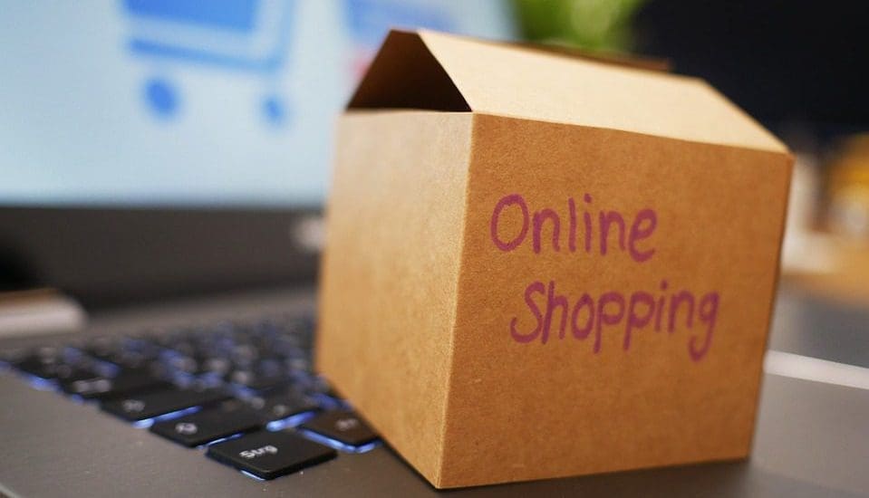 Generációs szakadék az online vásárlók körében