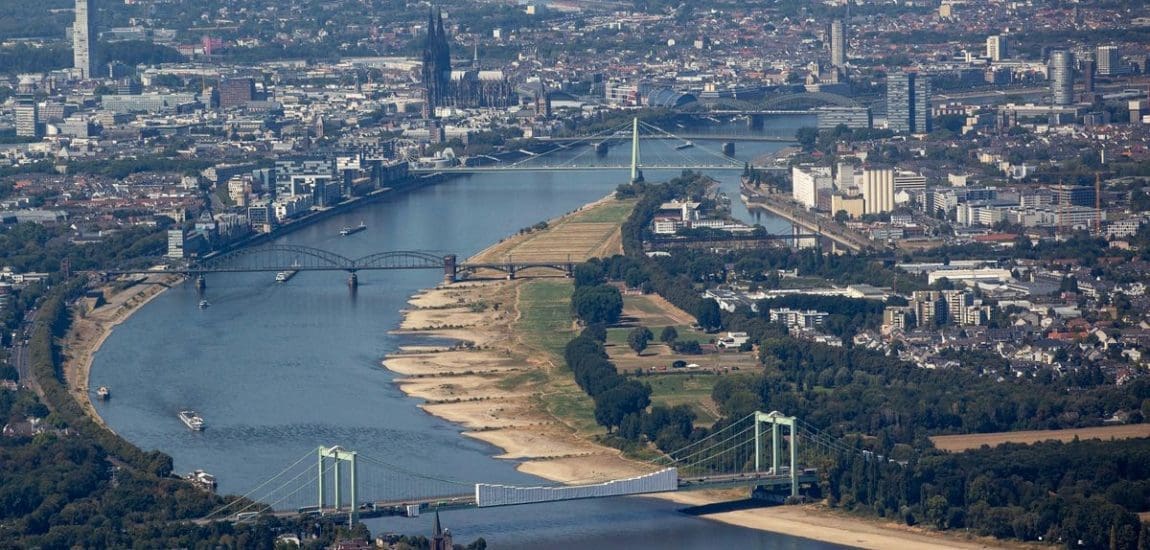 Bő fél méterrel emelkedhet a Rajna víze