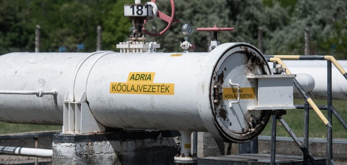 Csehország – rengeteg kőolaj ömlik be az országba