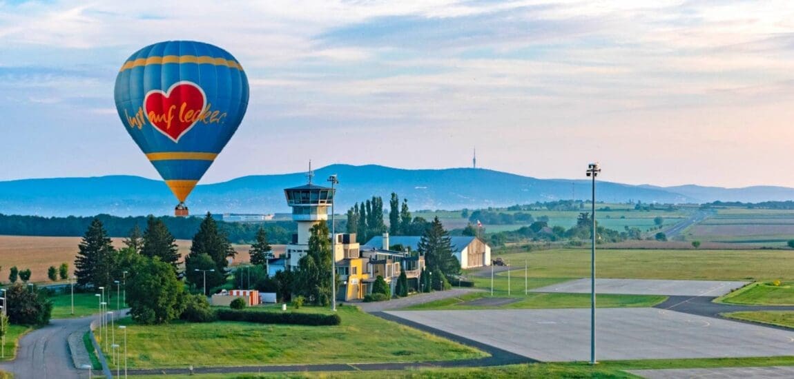A hőlégballonos repülés felejthetetlen élménye