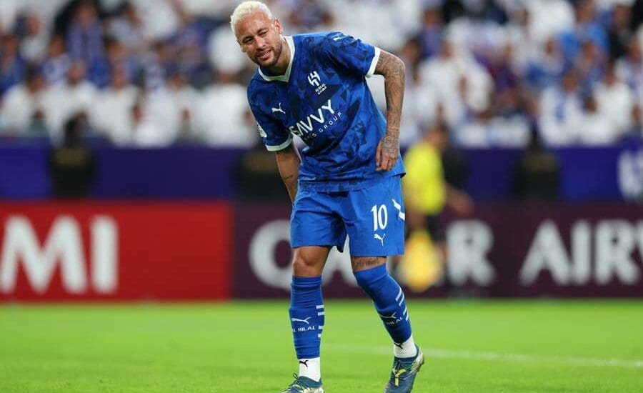Percenként hány milliárdot kapott Neymar a futball leggazdagabb sérültje?
