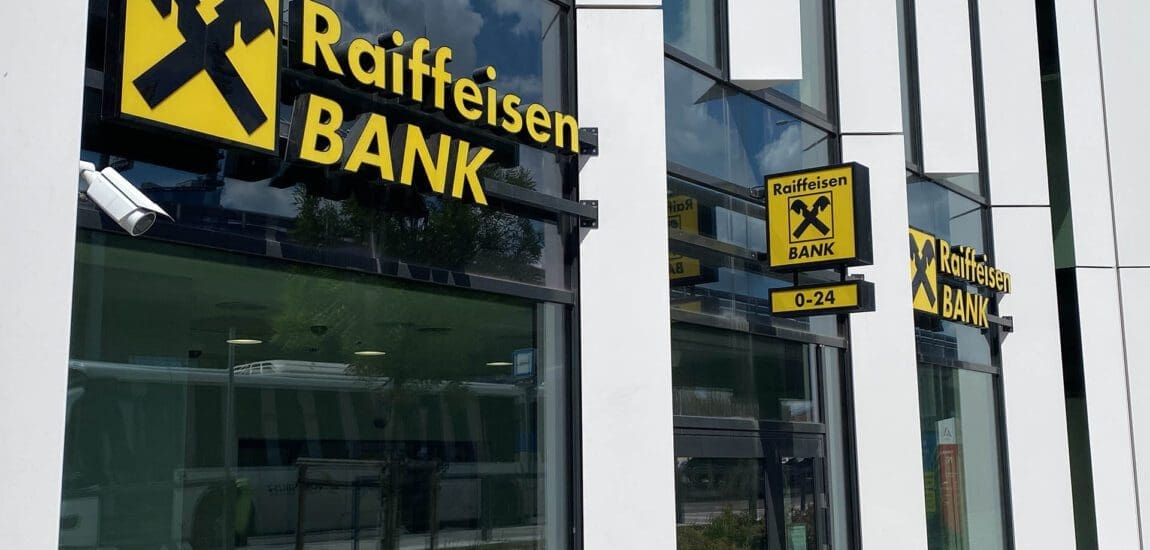 Végre bíznak a magyar bankokban? – A Moody’s felminősítette a Raiffeisent