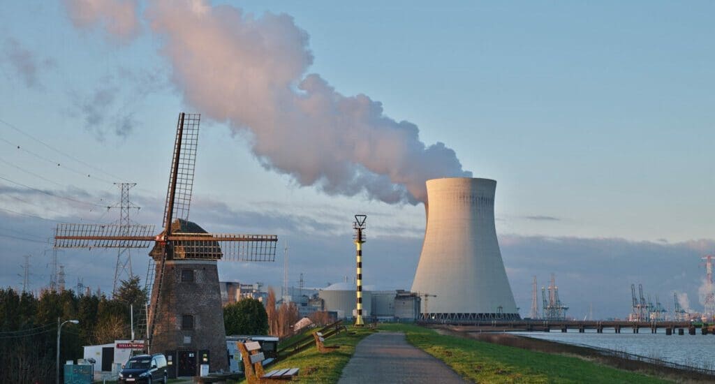 Meglepő fordulat, Belgium mégsem zárja be atomerőműveit – Jöhetnek az új reaktorok is