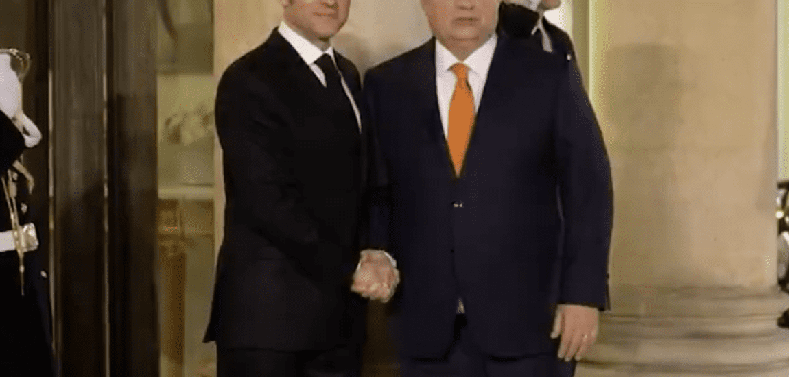 Orbán és Macron összefog? –  Új irányba fordulhat az EU védelempolitikája