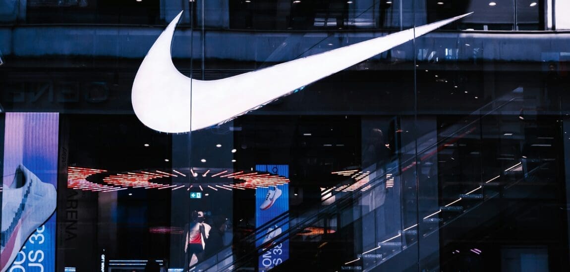 Csökkent a profit, nőtt a bevétel – Hogyan fordítja meg a Nike a játékot?