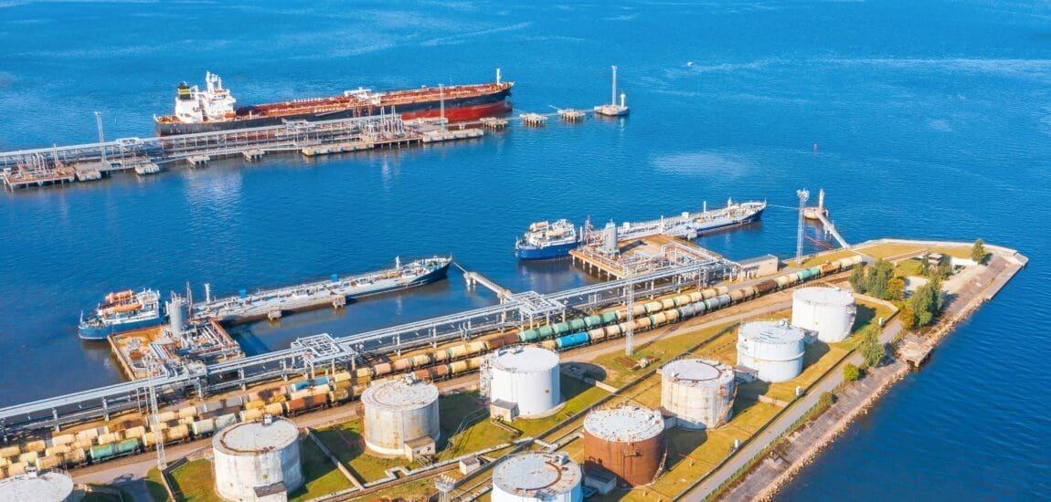 Olajpiacon újabb robbanás – Az OPEC bukik, Trump és a háború felforgatja az olajbizniszt