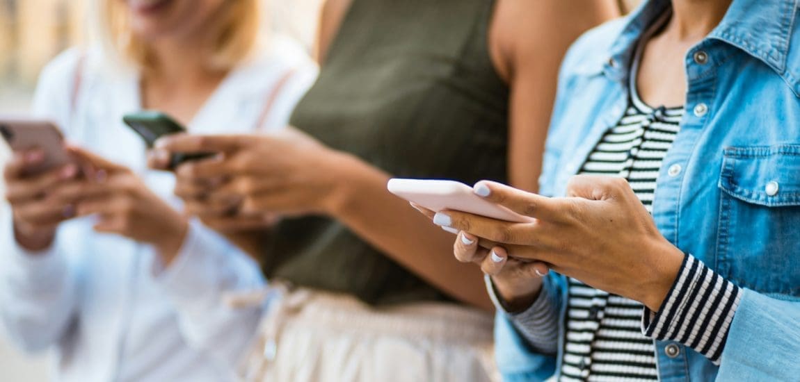 Megemelt roamingkeret, új csomagok, nulla áremelés – Így változott a mobilszolgáltatók piaca