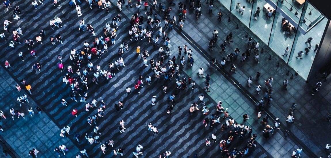 Gyengül a dollár, de erősödik a világgazdaság – Így látja az IMF
