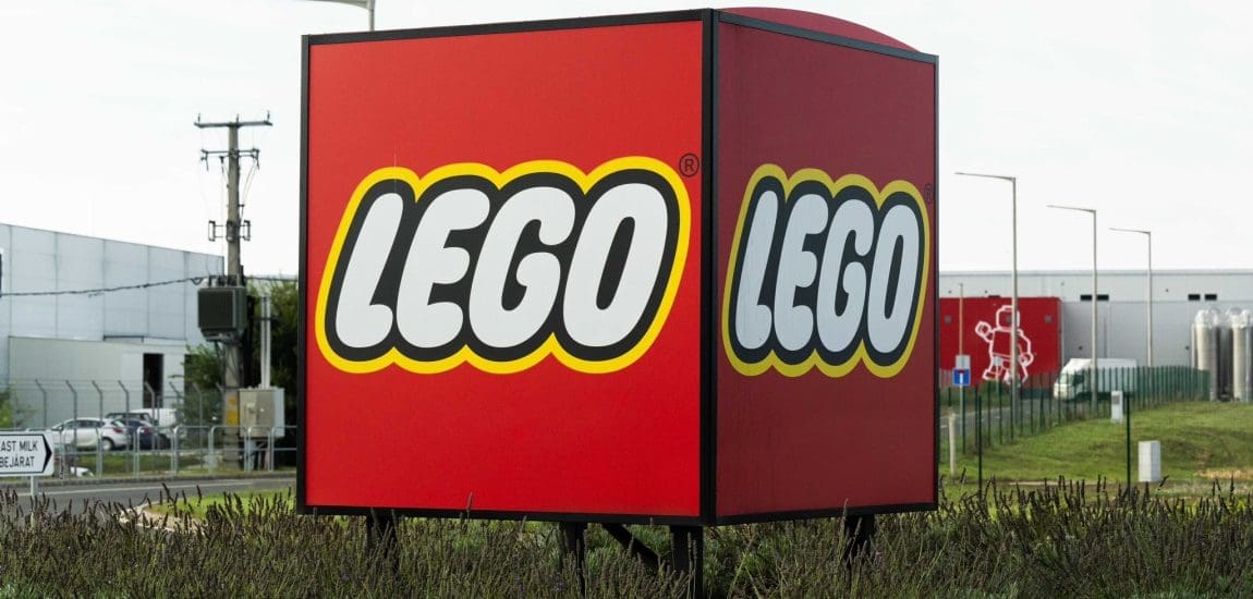 Hogyan lett Nyíregyháza a LEGO birodalom központja? – 54 milliárdos gigaberuházással épült meg a világ második legnagyobb gyára