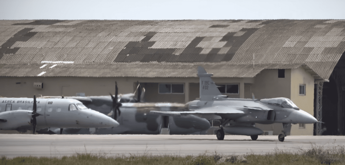 Gripen-botrány Brazíliában – Nyolc évet csúszik a vadászgép-program és még a költségek is elszálltak