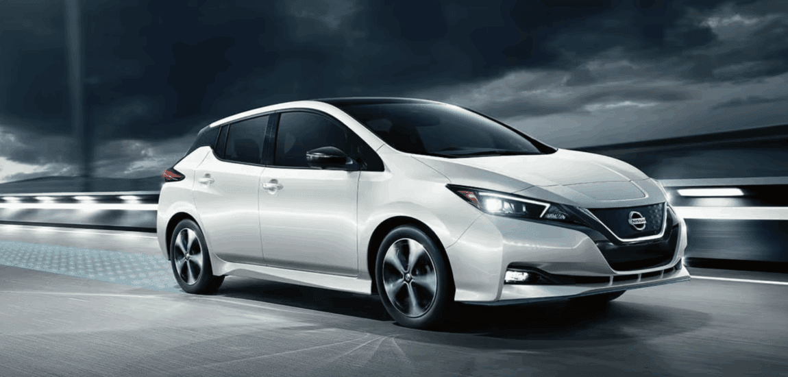 Kigyulladhat a Nissan Leaf – 19 ezer elektromos autót hívnak vissza világszerte