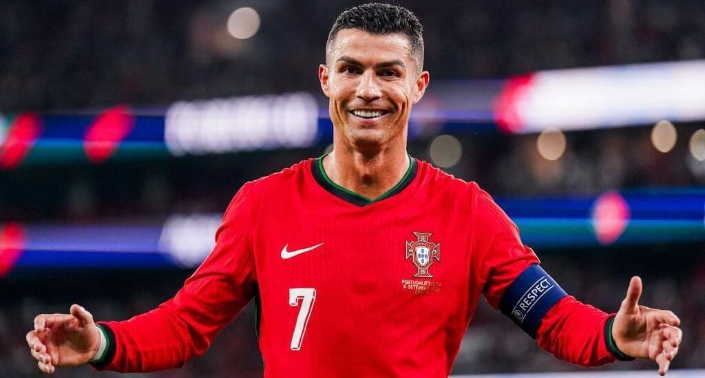 Ronaldo a Bloomberg első milliárdos futballistája