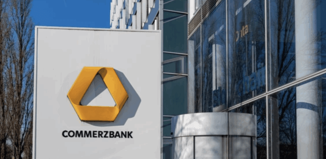 Kisebb ugyan a profit, de nagy tervekkel készül a Commerzbank – Részvény visszavásárlások és növekedés a terv
