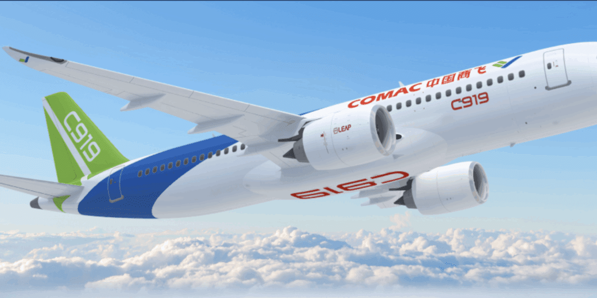 Kína új kihívót hozott a Boeingnek és az Airbusnak – AC919 látványosan debütált Dubajban