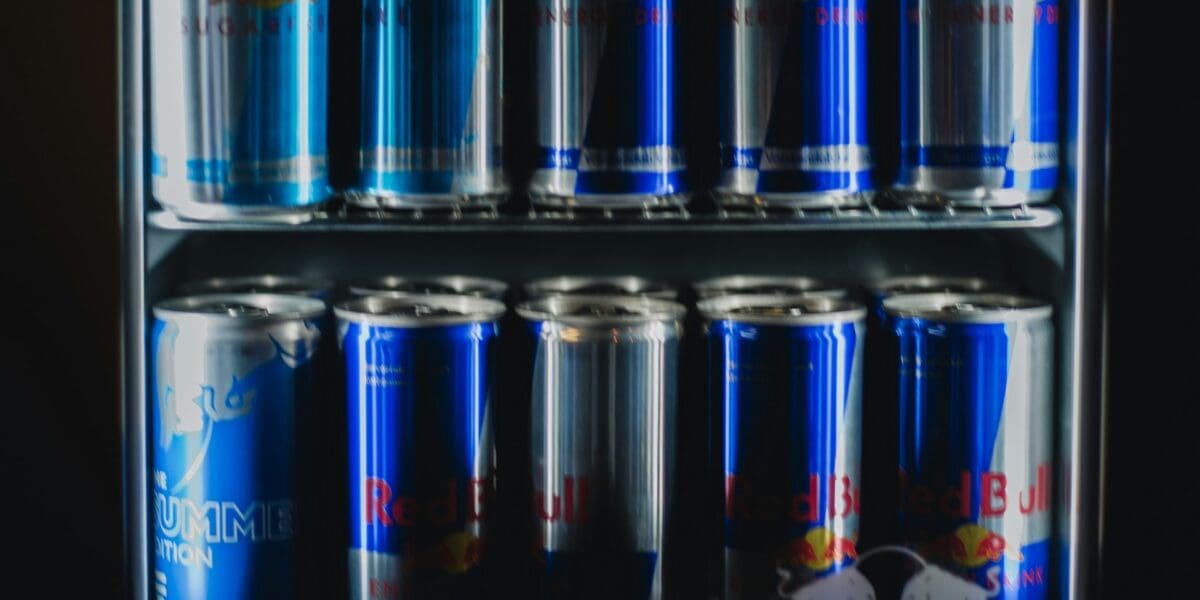 Nyomozás a Red Bull ellen – Brüsszel szerint torzíthatta a piacot a cég