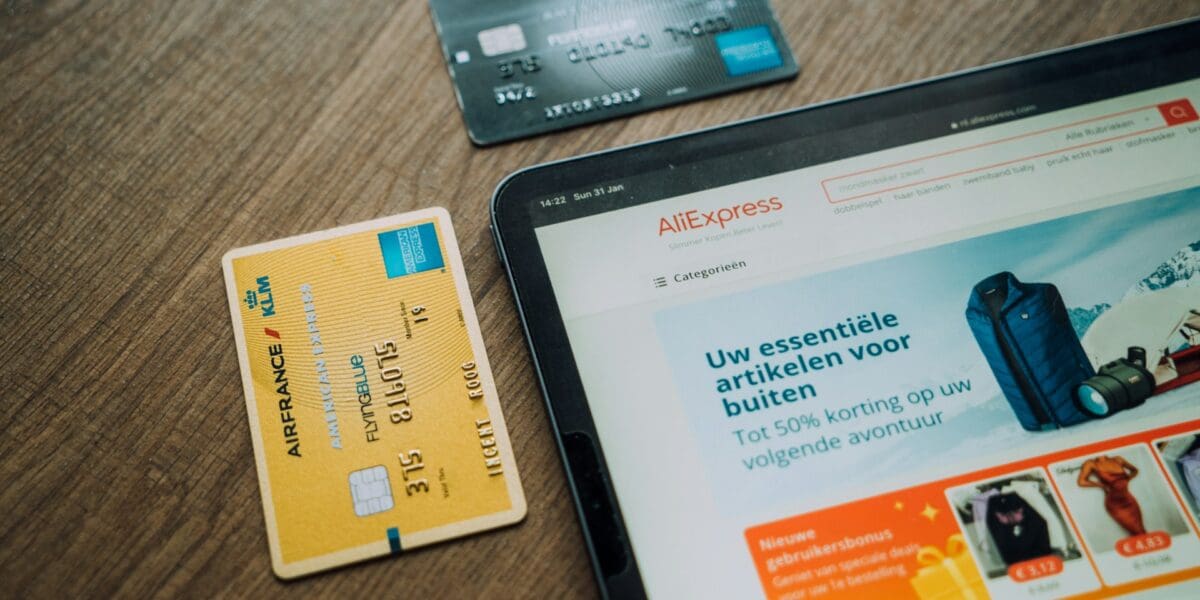 Szigorított az AliExpress – Kitiltották a gyerekes babákat árusító kínai eladót a Reuters vizsgálata után