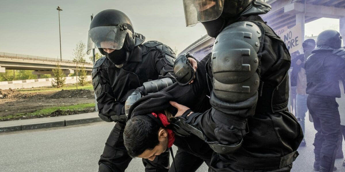Európát behálózó drogkartellre csapott le a spanyol rendőrség – 1,8 tonna kokaint foglaltak le a brutális drograzziában