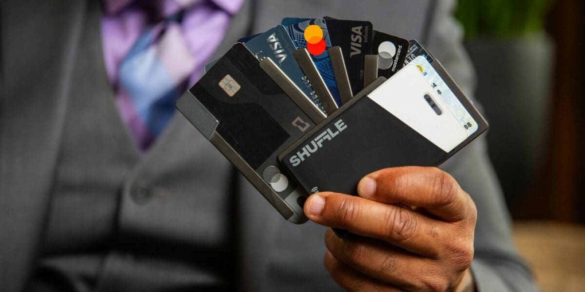 Húsz év után 38 millió dolláros egyezség – A Visa és a Mastercard megállapodtak a kereskedőkkel