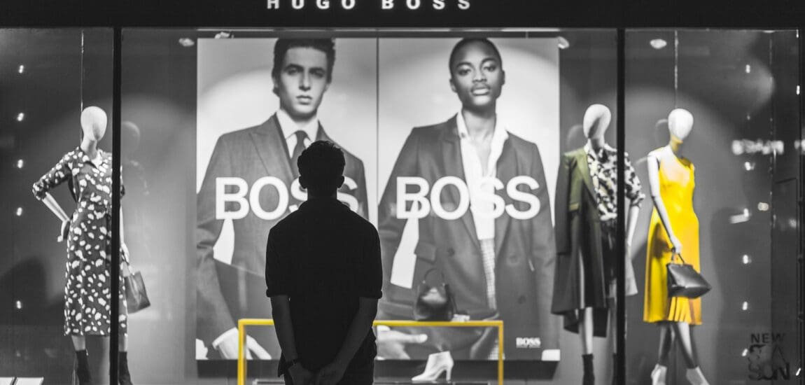 A BOSS lejtmenetben?– A divatcég lavíroz a nyereséggel