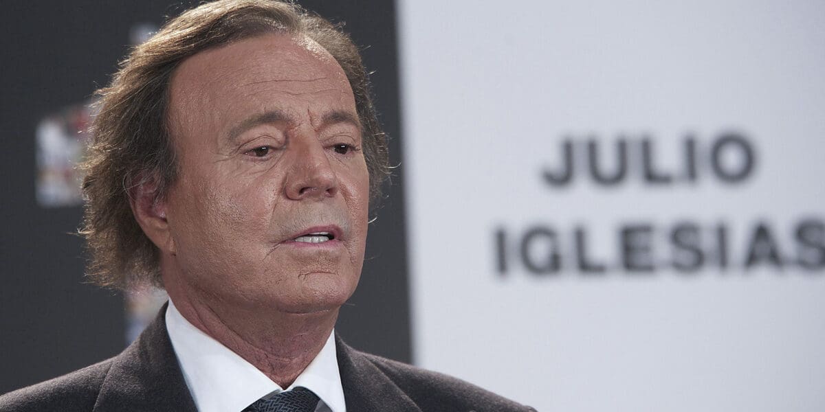 Joghatóság hiányában lezárták a Julio Iglesias elleni nyomozást Spanyolországban
