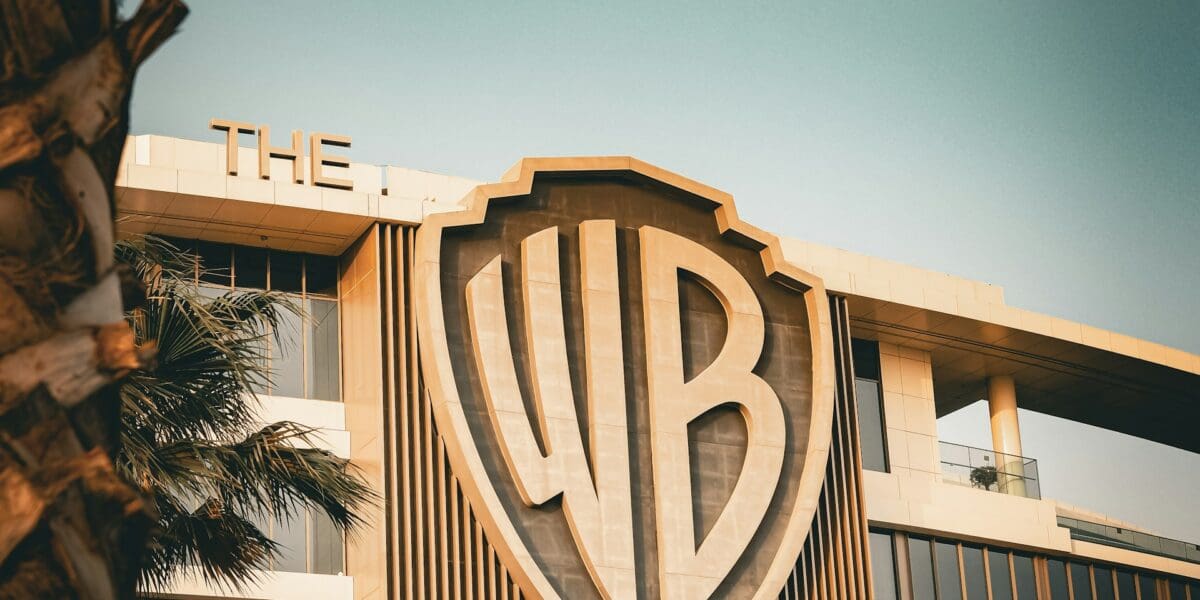 Netflix hoppon maradt– A Paramount 110 milliárd dollárért veszi meg a Warner Bros.-t