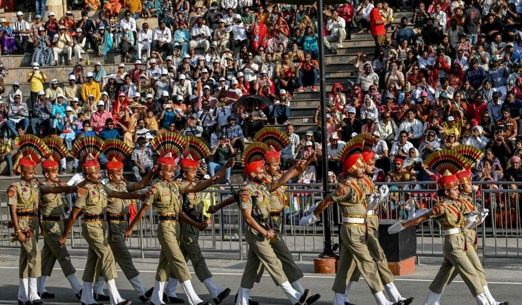 Milliárdos fegyverkezés – India gőzerővel modernizálja hadseregét