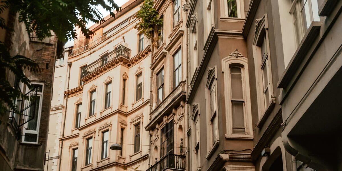 Felújítandó lakást venne? – Budapesten már 1,1 millió felett van a négyzetméterár