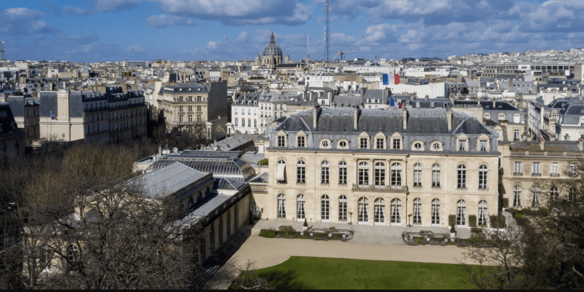 Új fordulat a Panthéon ügyben – Nem engedték be a nyomozókat az Élysée-palotába